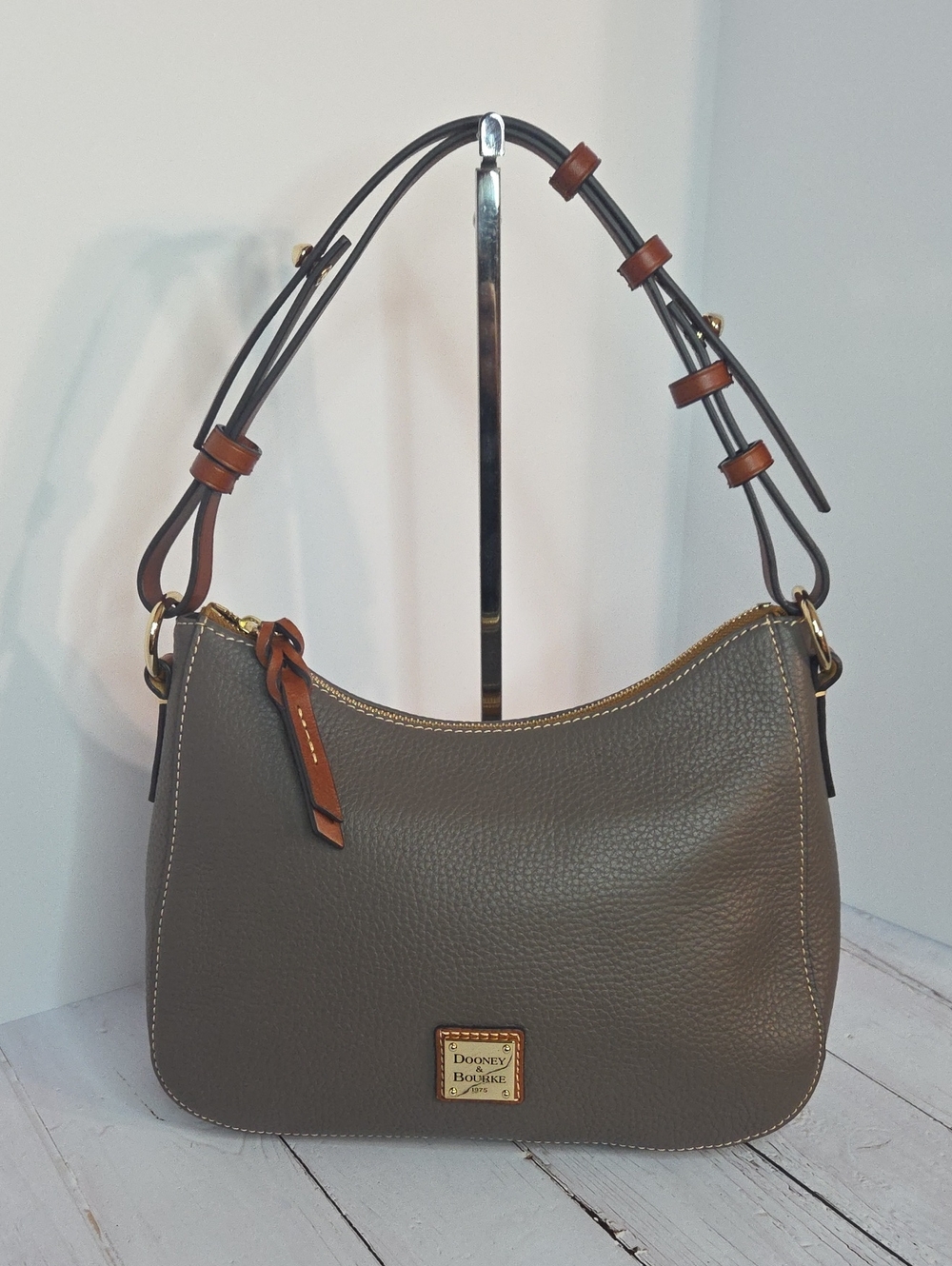 Dooney & Bourke Pebble Grain Small Kiley Hobo NWOT